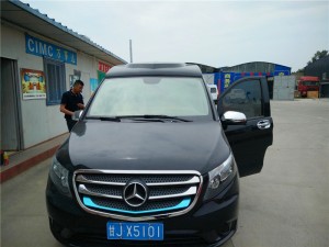 奔馳商務(wù)－多彩內(nèi)飾改裝