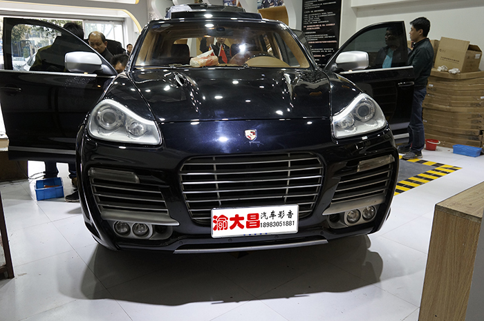 重慶汽車音響改裝哪家好？08款保時捷卡宴音響改裝德國零點三分頻 重慶渝大昌