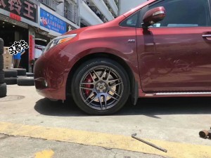塞納，換 Forgestar 20寸 完工！