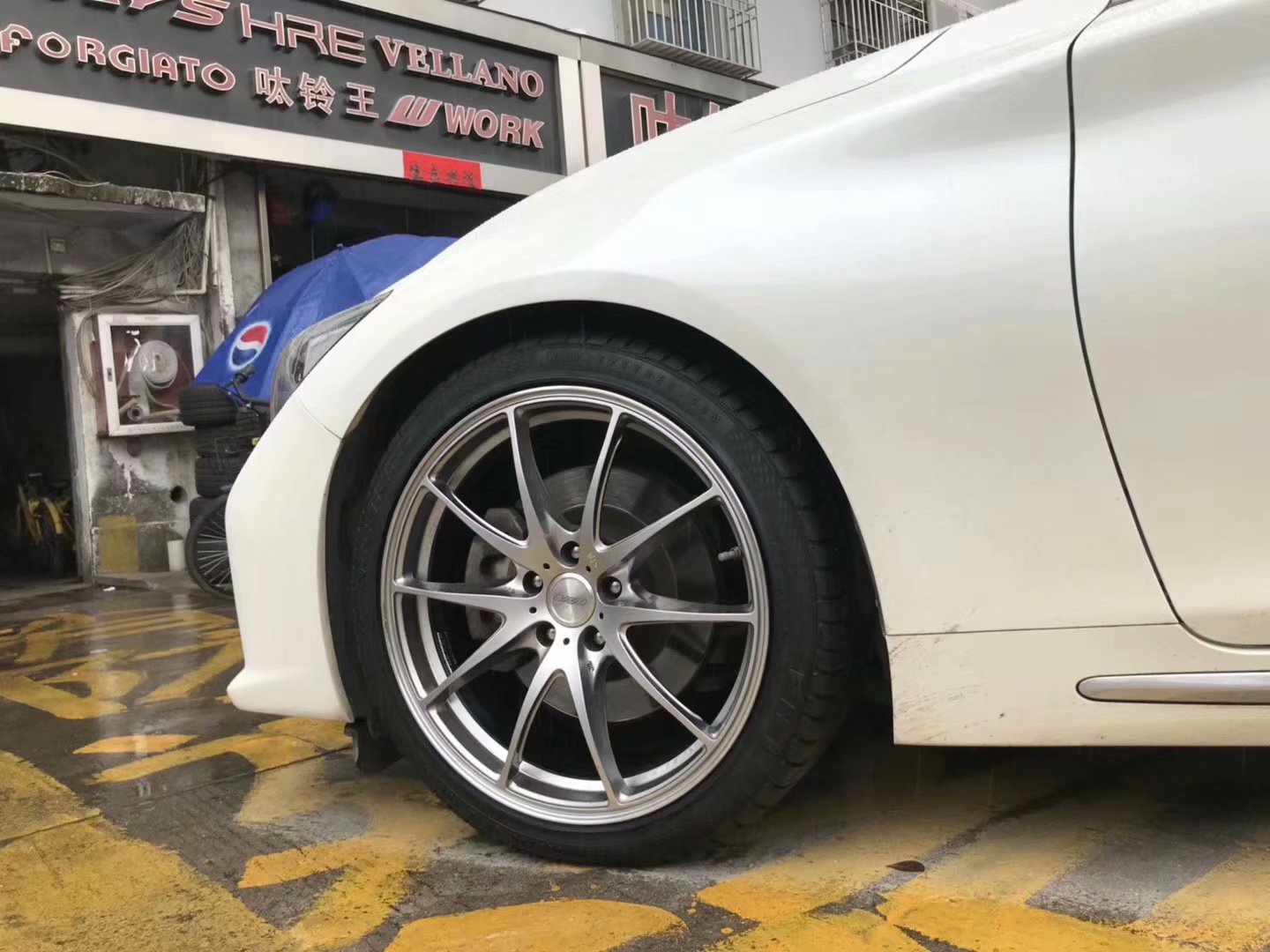 英菲尼迪 Q50 ，換 RAYS G25 完工！