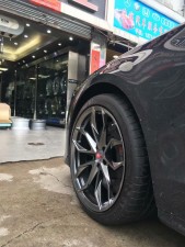 奧迪S8 ，換 私人定制鍛造 20寸 完工！