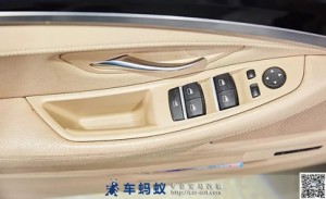 缺乏防護(hù)，寶馬5系內(nèi)門拉手使用兩年脫膠、老化、粘手