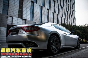 瑪莎拉蒂GT車身改色貼膜亞面電鍍銀——郴州市皇家音響