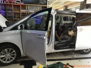 別克gl8木地板改裝-西安合正房車改裝