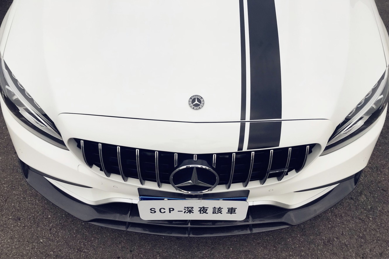 奔馳C級(jí)外觀改裝案例