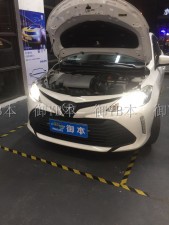 改前車燈，豐田威馳升級完成