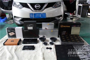 武漢車改坊汽車音響改裝專業(yè)店 逍客德國伊頓全主動(dòng)三分頻音響改裝