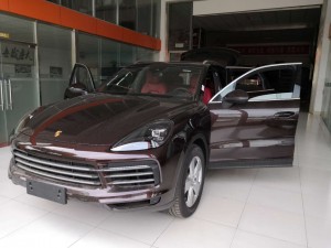 關(guān)于汽車(chē)內(nèi)飾頂棚滿(mǎn)天星的效果與制作工藝