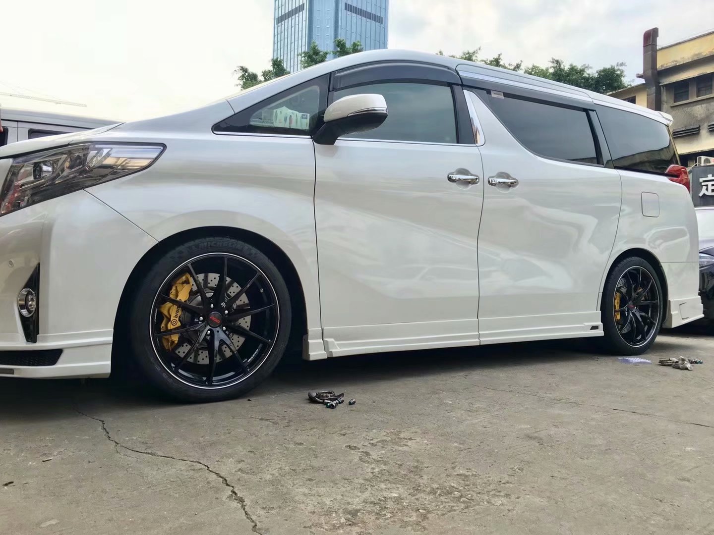 埃爾法，換全新 RAYS G25 +  PSS 完工！