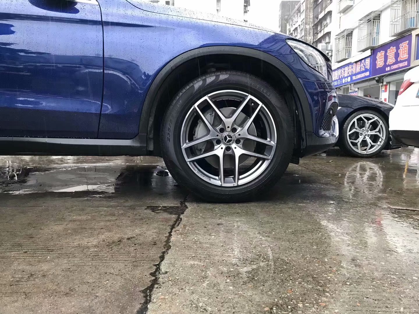 提新車，換奔馳 原廠19寸 AMG 完工！