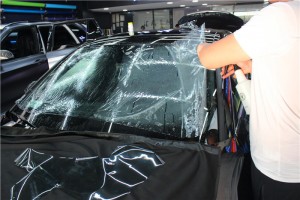 長沙汽車貼膜實(shí)體店奧迪車窗玻璃貼膜太陽膜隔熱防爆膜