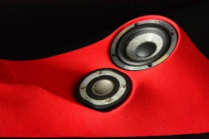 體驗(yàn)不一樣的豪車音效，唐山豐田霸道汽車音響改裝法國勁浪頂級三分頻No7