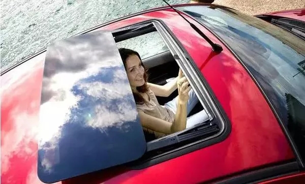 【南京久久】汽車沒天窗該咋辦？你想過這個(gè)問題嗎？