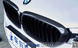 18款寶馬5系530M運動型改裝升級M Performance款碳纖維中網(wǎng)