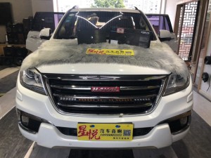 汕頭星悅汽車音響改裝店哈弗H9改裝沉浸在歌聲里只為德國HELIX一臺M SIX六路功放搞定全車音響而心動
