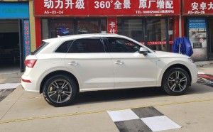 西安第一臺18款奧迪Q5L加裝道可視360度全景行車記錄儀倒車影像系統(tǒng)