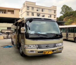 考斯特商務(wù)車內(nèi)飾改裝