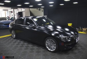 寶馬M3貼膜改色電光黑 英國RG名車改色招商加盟