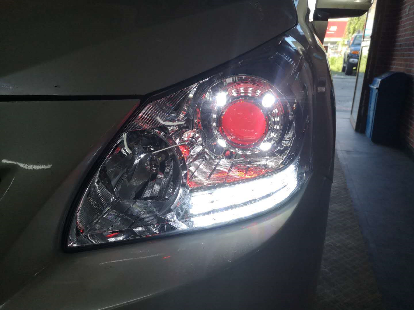 長(zhǎng)春豐田改車燈去哪？？長(zhǎng)春車燈 醫(yī)生