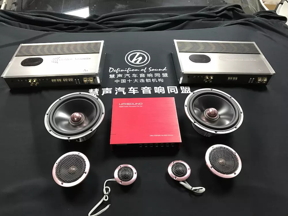 寶馬X1汽車音響改裝，烏魯木齊慧聲改裝給您帶來(lái)極致聆聽(tīng)