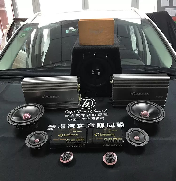 東莞長(zhǎng)安慧聲德系豪車路虎發(fā)現(xiàn)神行者汽車音響改裝升級(jí)黃金聲學(xué)作業(yè)