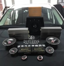 東莞長安慧聲德系豪車路虎發(fā)現(xiàn)神行者汽車音響改裝升級黃金聲學(xué)作業(yè)