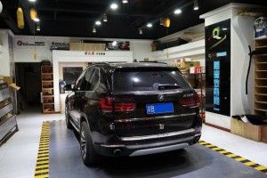 寶馬X5汽車音響改裝德國零點專車專用三分頻喇叭+瑞典卓美功放-重慶渝大昌