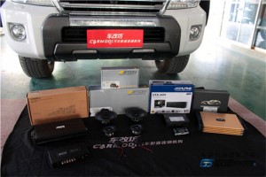 武漢豐田陸地巡洋艦汽車音響改裝案例