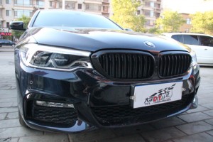 大宇車迷站 寶馬新530 G38改裝升級亮黑中網(wǎng)