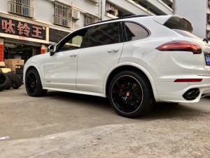 卡宴GTS ，換 私人定制鍛造 21寸 完工！