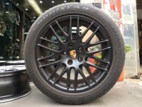 保時捷 卡宴 GTS ? 原配 20寸 拆下一套。 ? ????