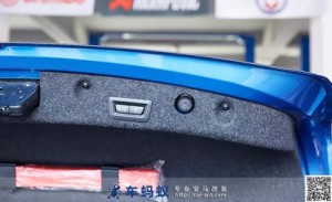 寶馬3系F35改裝升級(jí)電動(dòng)后備廂-車螞蟻汽車改裝俱樂部