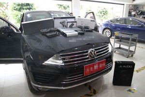 唐山大眾途銳汽車音響升級，汽車音響無損改裝就找唐山領(lǐng)航