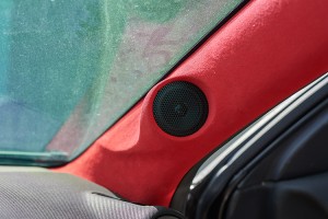 走進東莞慧聲專業(yè)汽車音響改裝升級，隔音除味降噪