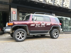 FJ酷路澤輪轂輪胎改裝升級(jí)