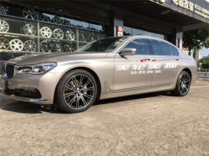 寶馬730LI輪轂輪胎改裝升級(jí)