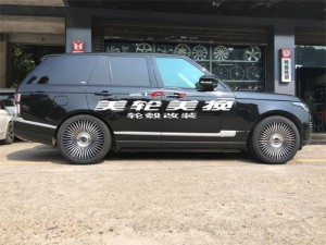 路虎攬勝輪轂輪胎改裝升級(jí)