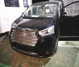 瑞風(fēng)商務(wù)車福祉座椅改裝