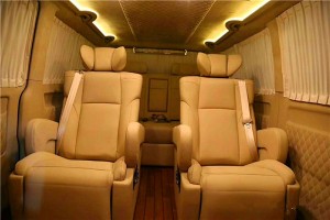 大眾邁特威商務(wù)車航空座椅改裝