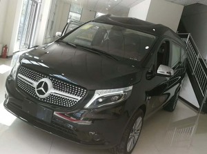 奔馳商務(wù)車無(wú)隔斷航空座椅改裝
