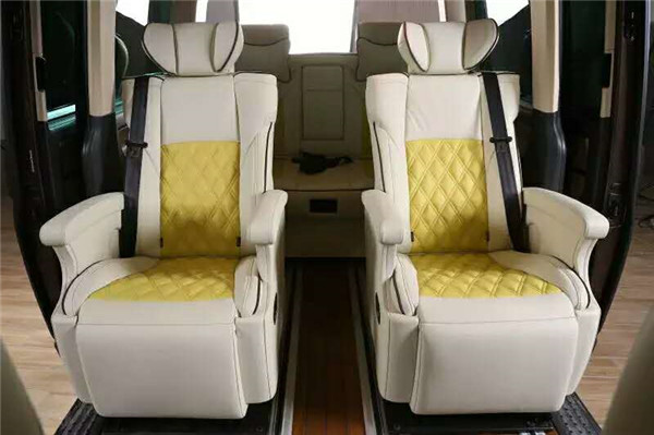 大眾T5商務(wù)車(chē)航空座椅改裝
