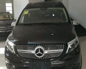 奔馳商務(wù)車內(nèi)飾改裝－與眾不同的享受