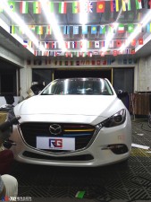 馬自達昂科塞拉貼膜改色電光白 英國RG車身改色長春加盟店出品