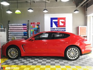 保時(shí)捷帕拉梅拉貼膜改色金屬魅麗紅 英國(guó)RG車身貼膜深圳加盟店出品