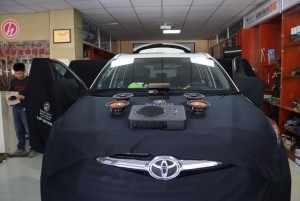 發(fā)燒友的天堂，西寧麗聲豐田漢蘭達汽車音響改裝升級黃金聲學