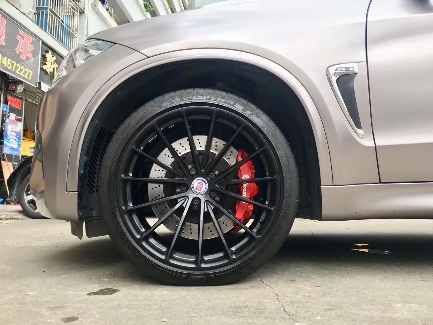 寶馬，換 全新 美國 HRE 21寸完工！