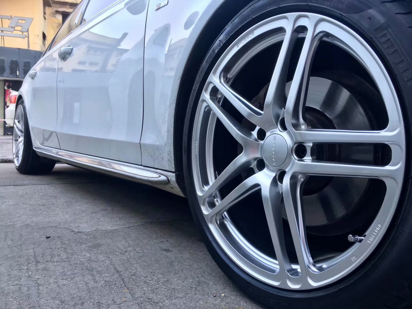 奧迪，換 Prodrive 鍛造 19寸 完工！