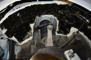 唐山豐田皇冠汽車隔音降噪改裝 創(chuàng)造寧靜車生活