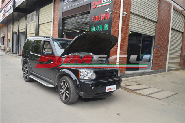 路虎發(fā)現(xiàn)4 只要你要，我就一踩就給