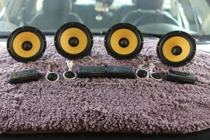 追求好音質(zhì),臺州蒙迪歐汽車音響改裝黃金聲學